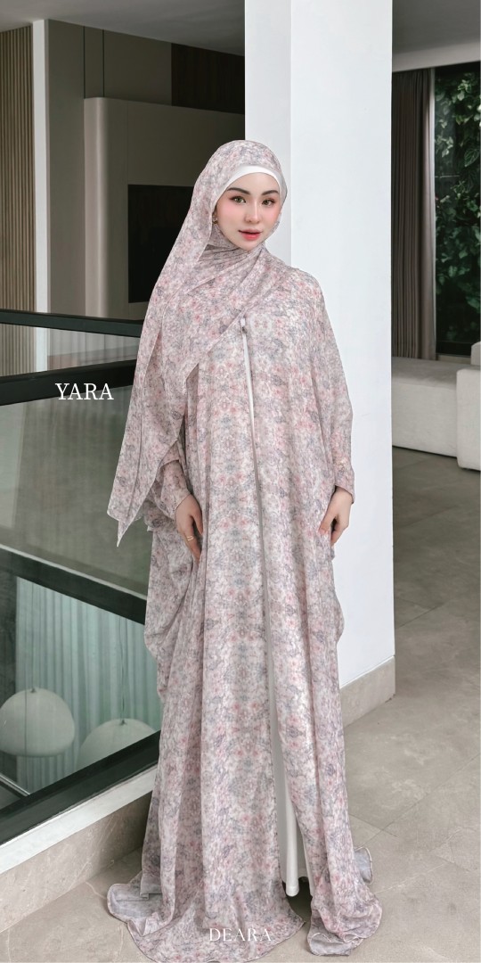 LAYLA BLOOM YARA